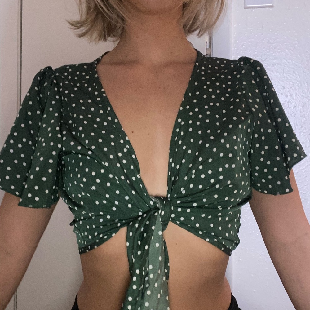 Tie up green top